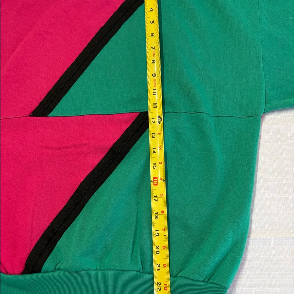 Vintage Colorblock Crewneck Sweatshirt - Picture 7 of 9